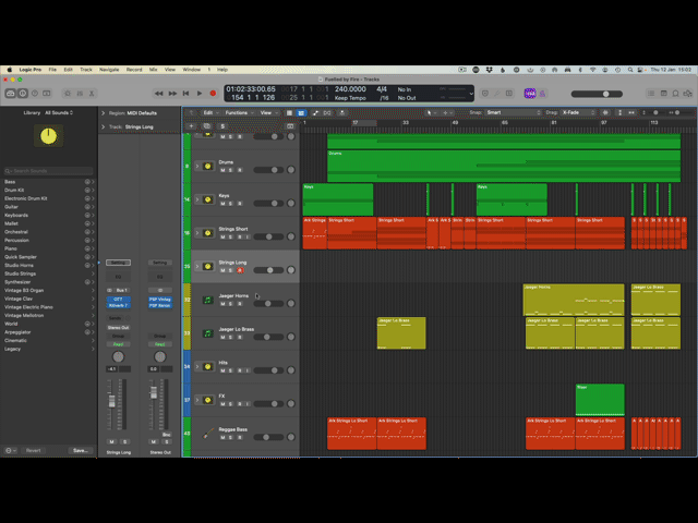 Animation of selecting tracks in Logic Pro and creating a summing stack